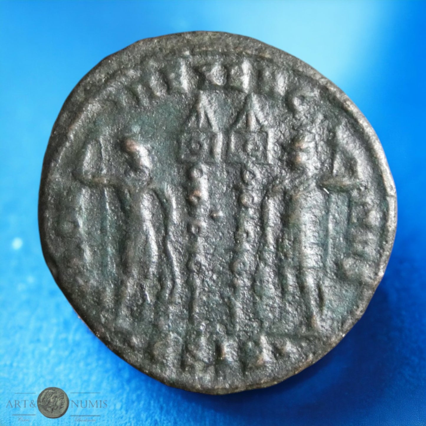 CONSTANTIN II - Centenionalis GLORIA EXERCITVS, Siscia Sear 17333