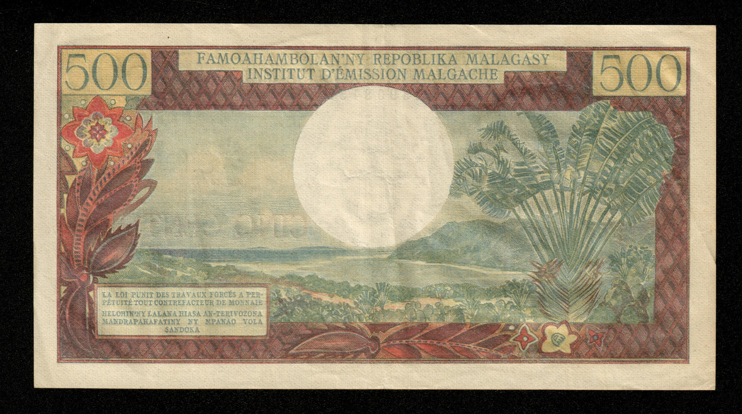 MADAGASCAR - 500 Francs (1966) P.58a TTB+ / VF+