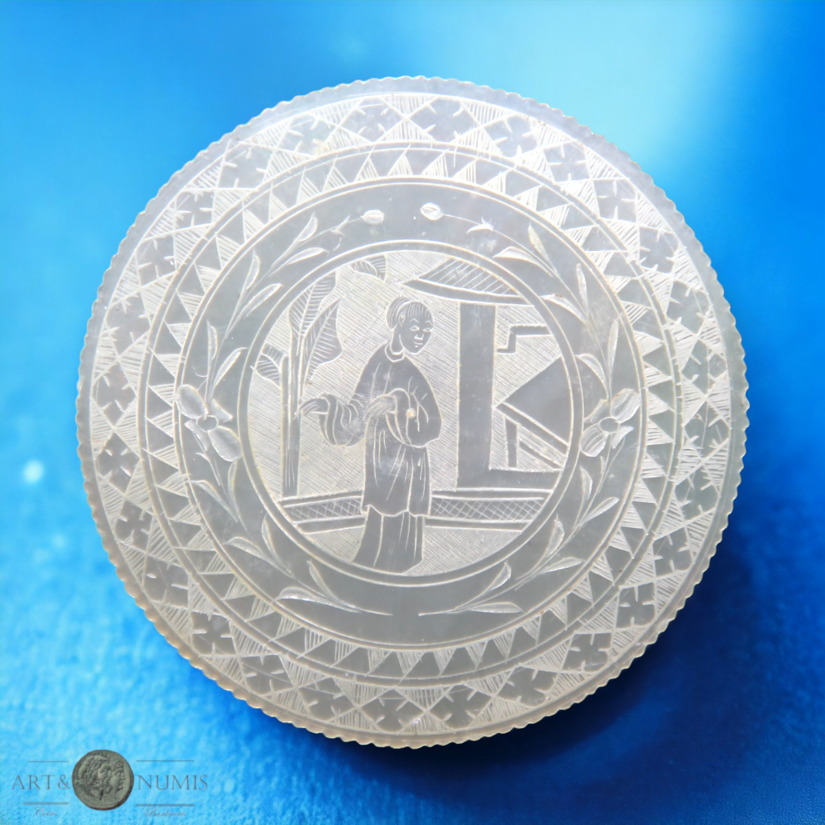 CHINE - CHINA - Jeton de jeu en nacre - Mother of Peal token